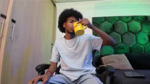 Alex Jaccob online show from 02-05-26, 01:38