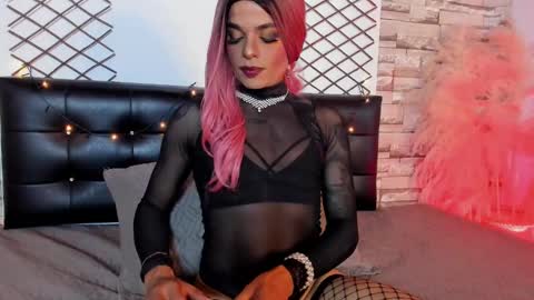 Snapshot of alexjhonsson chatting on 02-19-25, 12:44 Alexjhonsson online show from 02-19-25, 12:44