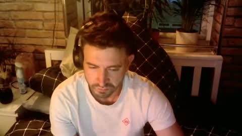 alexlive1 online show from 09-26-25, 08:57