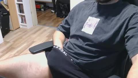 Snapshot of alexlover18839 chatting on 11-15-25, 09:21 Alex online show from 11-15-25, 09:21