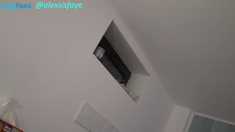 Snapshot of alexsisfaye chatting on 10-15-25, 06:30 Help me reach 100 thank you online show from 10-15-25, 06:30