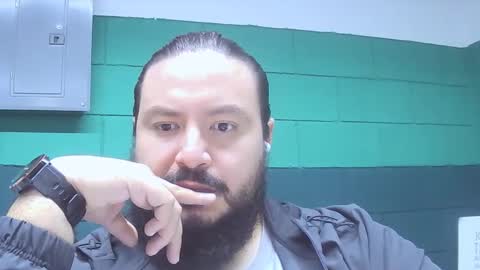 Snapshot of alextambet chatting on 12-17-24, 01:16 alextambet online show from 12-17-24, 01:16