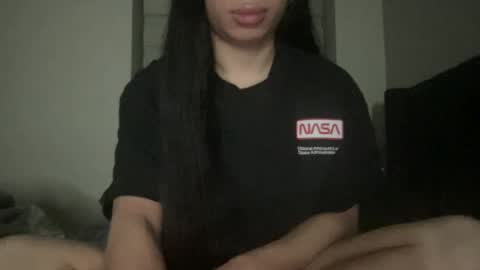 Snapshot of alextran665 chatting on 02-12-25, 02:35 Your Anime T Girl online show from 02-12-25, 02:35