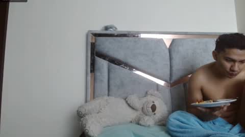 alex y luisa online show from 12-01-25, 03:06