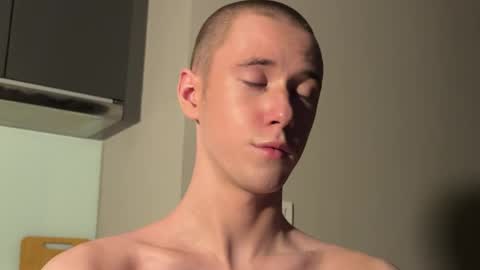 Alex online show from 01-12-25, 05:22