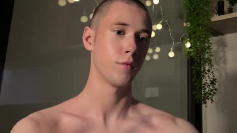 Alex online show from 01-25-25, 05:51