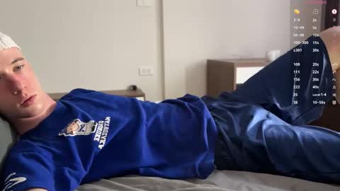 Alex online show from 09-17-25, 07:32