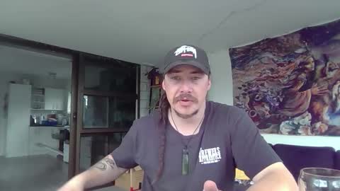 Alex online show from 11-18-25, 03:23