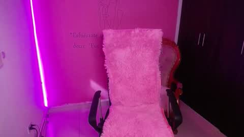 alexxa_1111 online show from 11-20-25, 01:50