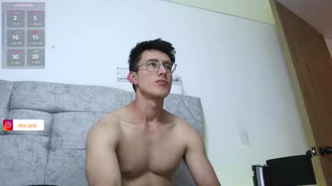 Snapshot of alexxx__01 chatting on 10-01-25, 11:00 Alex online show from 10-01-25, 11:00