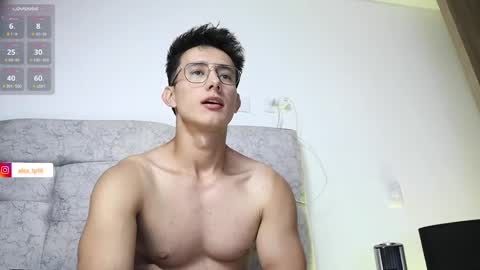 Snapshot of alexxx__01 chatting on 10-30-25, 12:34 Alex online show from 10-30-25, 12:34