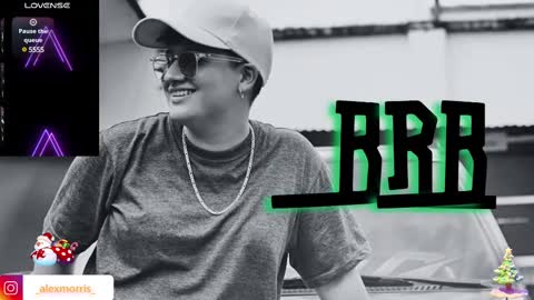 Snapshot of alexxxmorris chatting on 12-17-24, 07:07 ALEXXX MORRIS online show from 12-17-24, 07:07