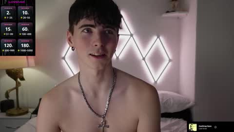 Snapshot of alfiegreenxxx chatting on 09-20-25, 10:11 Alfie Green online show from 09-20-25, 10:11