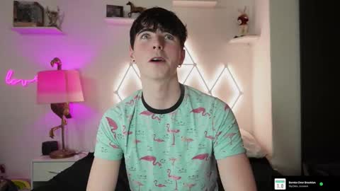 Snapshot of alfiegreenxxx chatting on 10-15-25, 10:10 Alfie Green online show from 10-15-25, 10:10