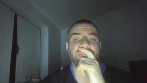 Snapshot of alfiesolomons87 chatting on 01-31-26, 09:46 alfiesolomons87 online show from 01-31-26, 09:46