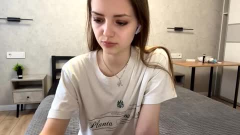 Alice online show from 11-22-25, 11:09