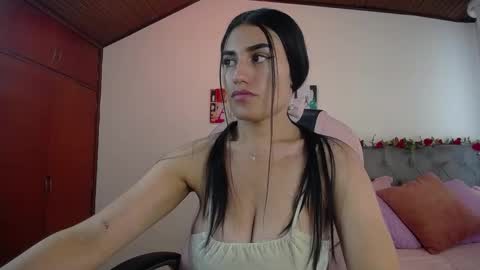 Alheli online show from 02-06-25, 02:37