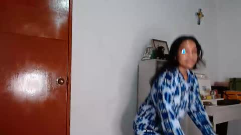 Alia      Anjali  online show from 10-29-25, 02:41