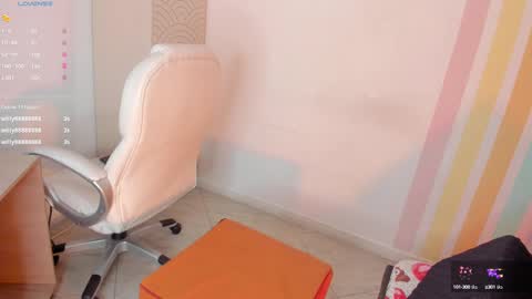 Snapshot of alia_peach_ chatting on 02-12-25, 10:03 Alia online show from 02-12-25, 10:03