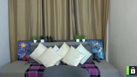 Alianna online show from 11-19-25, 06:35