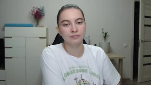 Snapshot of alice_________________________ chatting on 11-06-25, 05:25 Alice online show from 11-06-25, 05:25