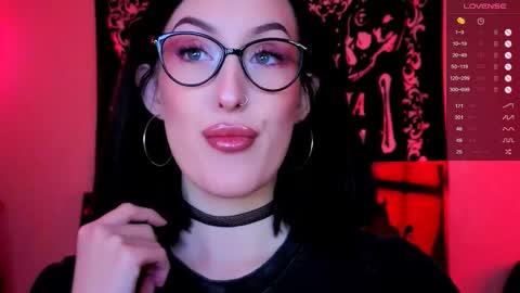 Miss Alice online show from 10-19-25, 12:33