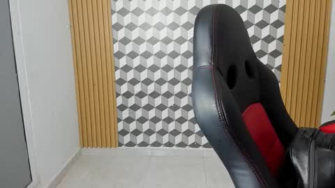 alice__brow online show from 10-04-25, 03:04