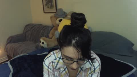 Snapshot of alice_asks chatting on 12-07-24, 04:53 Alice Asks online show from 12-07-24, 04:53