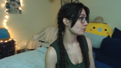 Snapshot of alice_asks chatting on 01-17-25, 11:51 Alice Asks online show from 01-17-25, 11:51