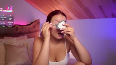Alice.....Welcome to my room Lets get to know each other better and have an unforgettable time online show from 09-11-25, 10:59