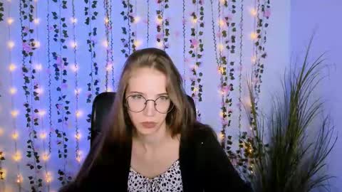 Snapshot of alice_cold chatting on 09-22-25, 05:42 alice_cold online show from 09-22-25, 05:42