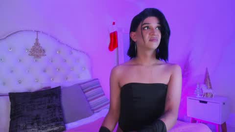 Alice Graay  online show from 12-27-24, 06:46