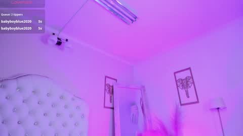 Alice Graay  online show from 01-17-25, 08:45