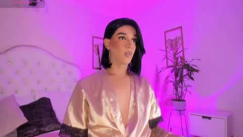 Alice Graay  online show from 02-21-25, 04:29