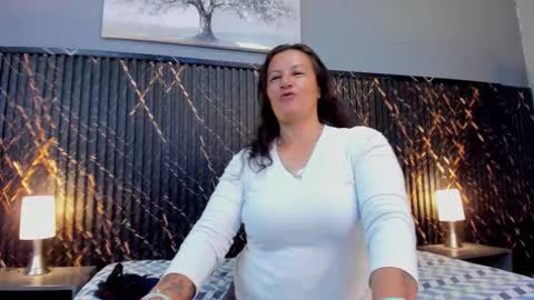 Alice online show from 11-09-25, 02:15