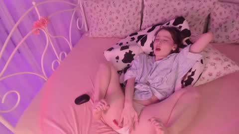 Alice online show from 12-16-24, 01:10