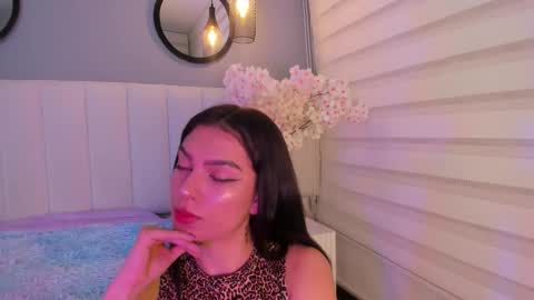 Snapshot of alice_lodge chatting on 10-18-25, 03:42 alice_lodge online show from 10-18-25, 03:42