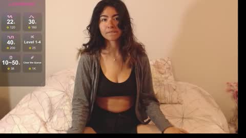 Snapshot of alice_middle01 chatting on 11-10-25, 12:15 Alice online show from 11-10-25, 12:15