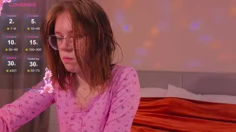 Alice online show from 10-16-25, 03:40