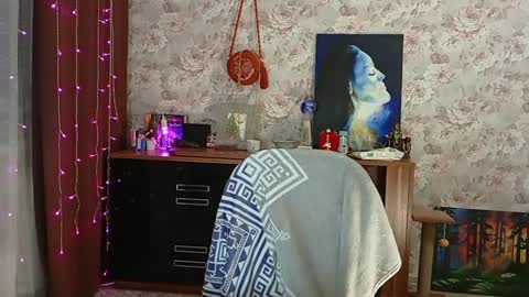 Snapshot of alice_peach chatting on 01-14-25, 10:02 bigclit daddy squirt bigdildo fit online show from 01-14-25, 10:02