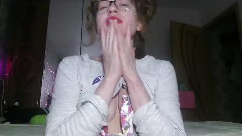 Snapshot of alice_peach chatting on 02-11-25, 01:51 bigclit daddy squirt bigdildo fit online show from 02-11-25, 01:51
