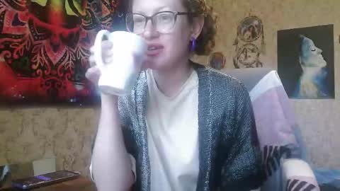 Snapshot of alice_peach chatting on 09-17-25, 08:16 bigclit daddy squirt bigdildo fit online show from 09-17-25, 08:16