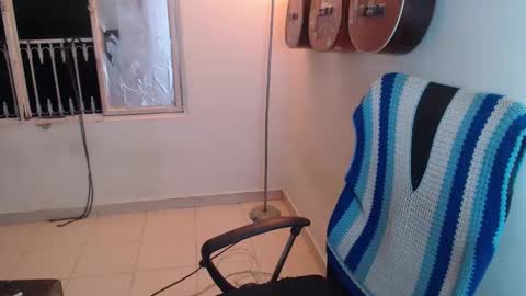 Alicia Aldara online show from 11-15-25, 05:38