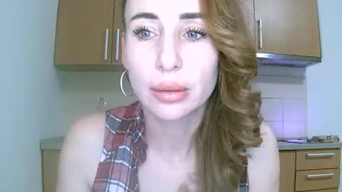 Alice Sewx online show from 11-20-25, 03:01