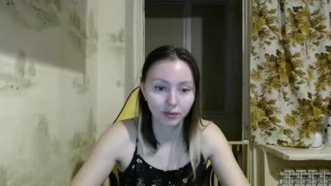 Snapshot of alice_smiles chatting on 02-25-26, 11:14 Alice smiles online show from 02-25-26, 11:14