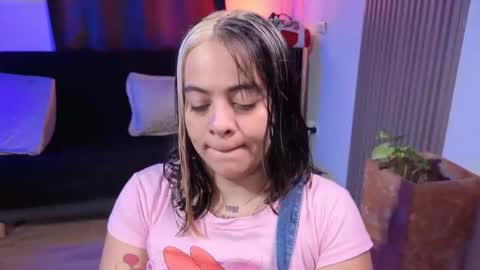 Alice online show from 12-21-25, 01:29