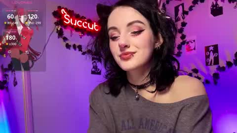 Snapshot of alice_succubus chatting on 10-18-25, 07:25 alice_succubus online show from 10-18-25, 07:25