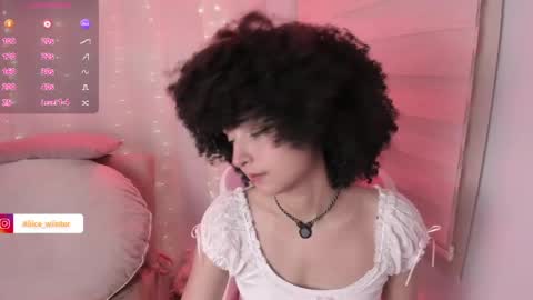 Alice  online show from 03-31-26, 07:36