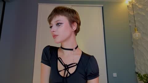 Your sweet Alice INST alicebellies online show from 02-26-26, 06:56