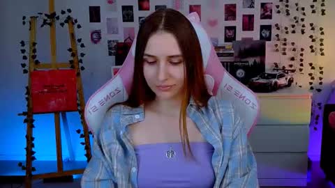 Snapshot of alicecharmy chatting on 10-08-25, 06:55 alicecharmy online show from 10-08-25, 06:55